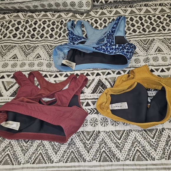 Syrokan Sports Bras - Picture 3 of 3